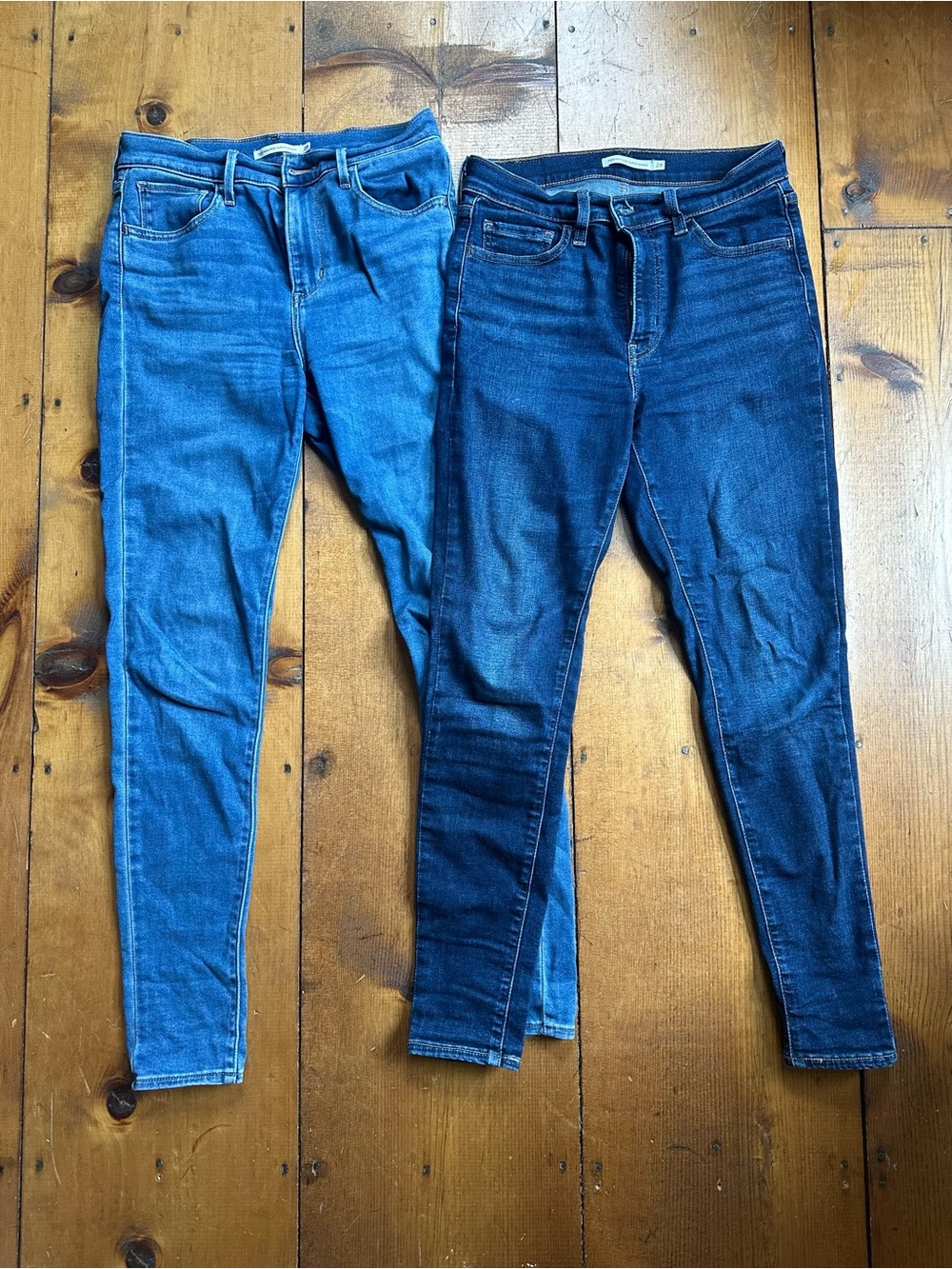 Pair of Levi’s 720 high rise skinny Jeans - Light Blue & Dark Blue waist 28
